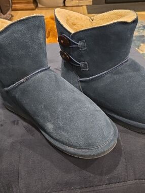 Bearpaw Cozy Suede Shearling-Lined Ankle Boots in Teal